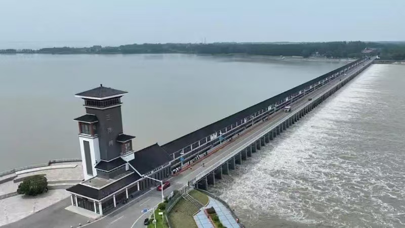 美麗小鎮丨金湖：四千年爐火不熄，九十里山水如畫