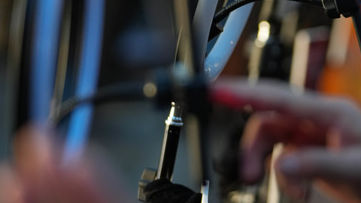 &ldquo;持證上崗&rdquo;新規(guī)落地，規(guī)范專業(yè)類網(wǎng)絡(luò)直播