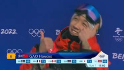 他只得了15分卻笑得很幸福 閃光的，不只有獎牌