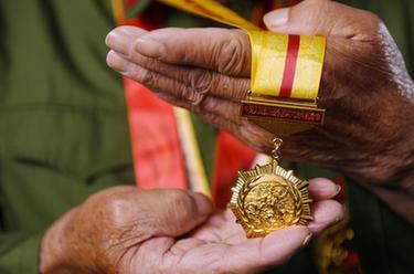 浴血榮光丨致敬抗戰(zhàn)老戰(zhàn)士&mdash;&mdash;薛惠春