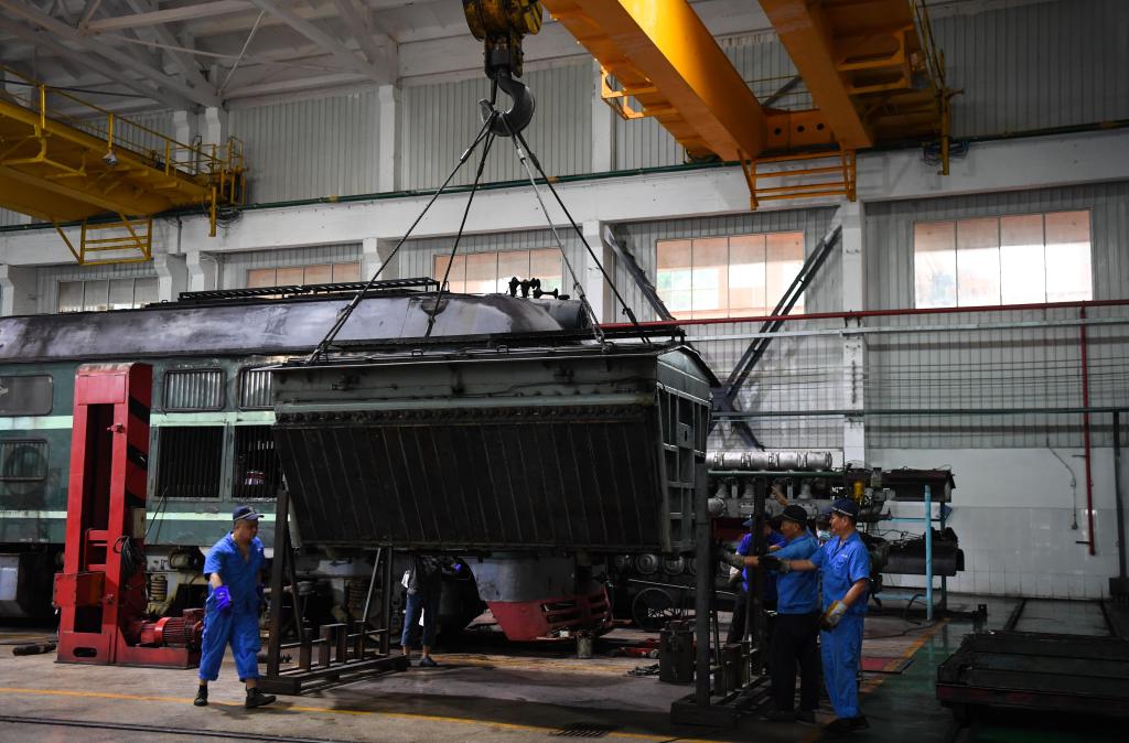 廣州機務段的&ldquo;機車大夫&rdquo;