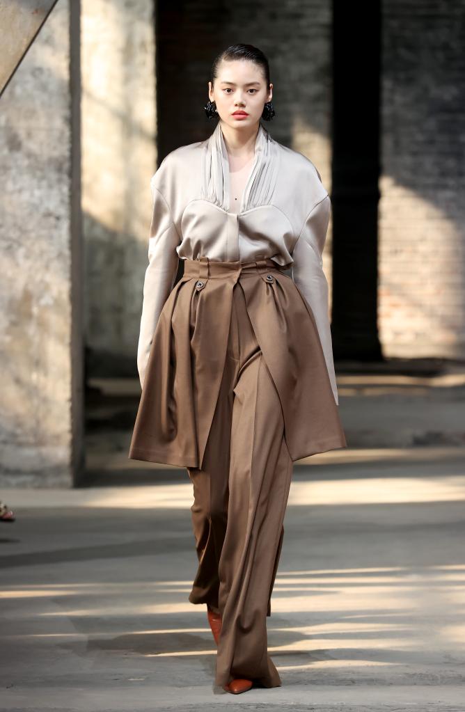 &ldquo;CHEN.1988&middot;付志臣&rdquo;時裝發(fā)布會在京舉行