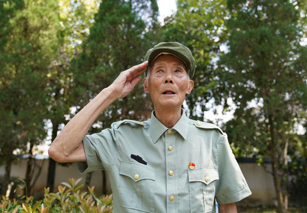 新華全媒＋丨一個人、一家人、一村人&mdash;&mdash;守護英烈的三個故事