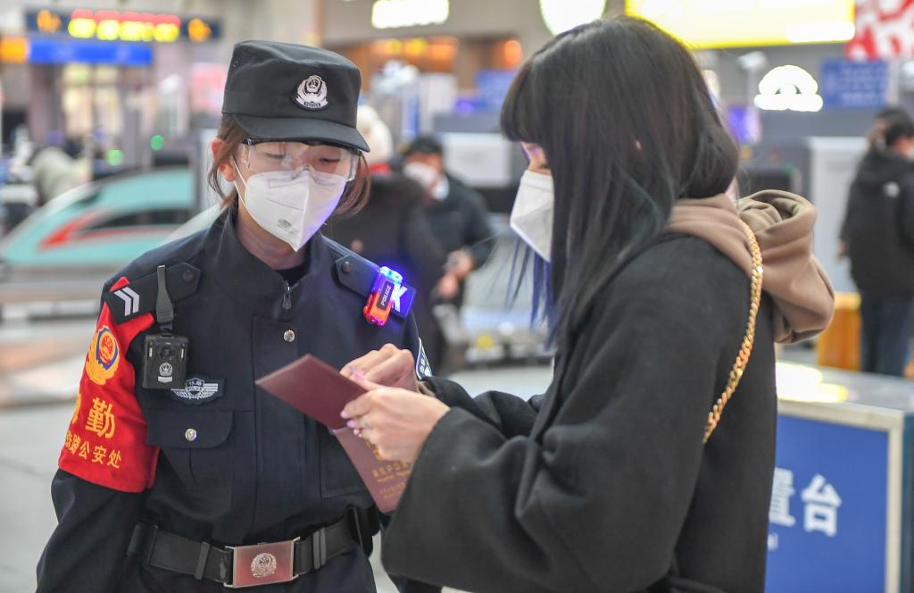 &ldquo;呼叫警號030695&rdquo;