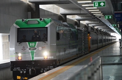 中企為泰國&ldquo;量身定制&rdquo;的電池動力機車正式發布