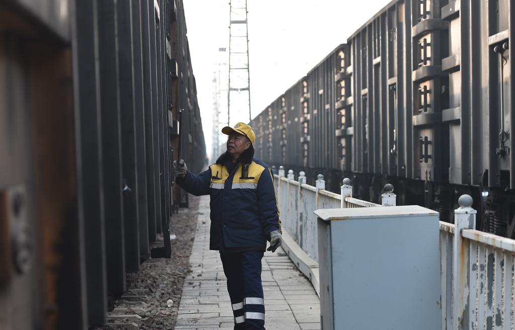 新春走基層丨列車&ldquo;醫生&rdquo;堅守的最后一個春運