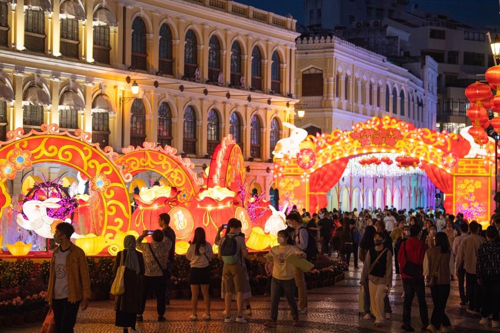 澳門賀歲燈飾&ldquo;吉祥金兔賀新禧&rdquo;點亮迎客