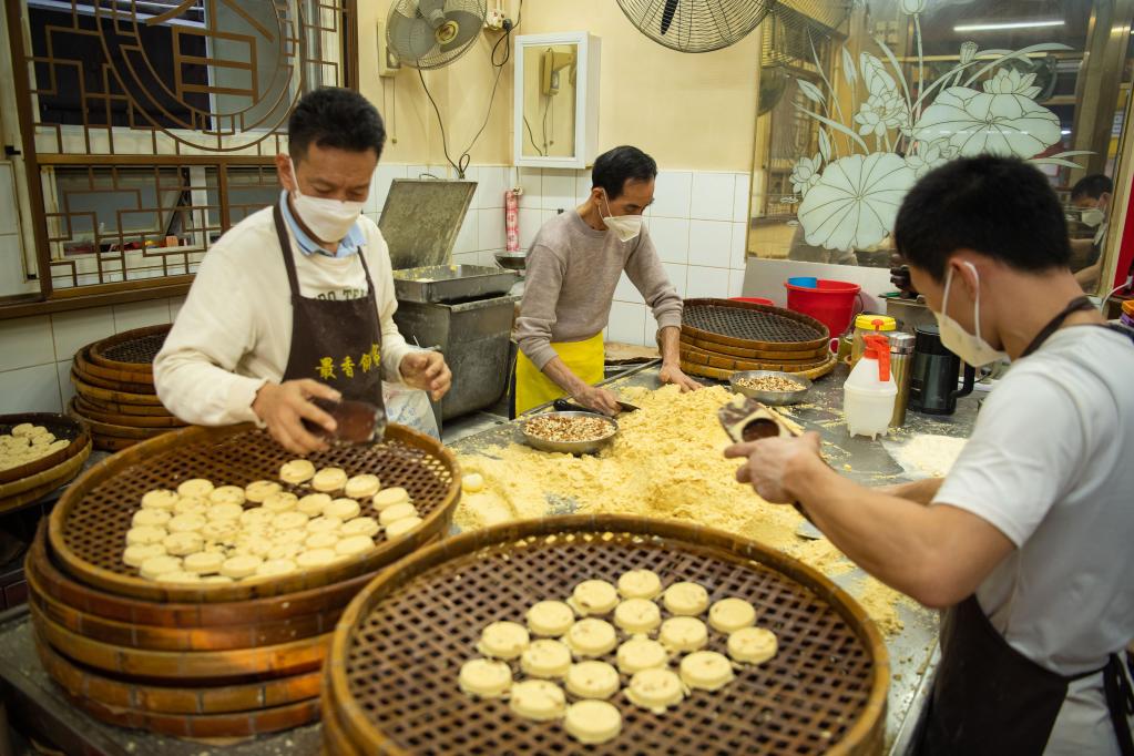新春新景新氣象&mdash;&mdash;澳門迎春節即景