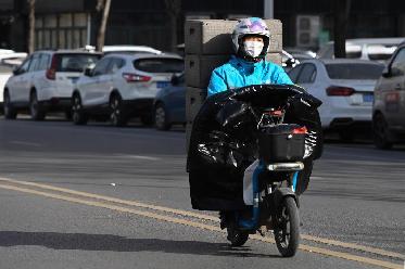 今年過年，開車回家！&mdash;&mdash;&ldquo;95后&rdquo;騎手李文達成了年度&ldquo;小目標&rdquo;