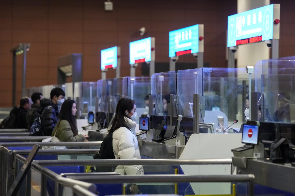 新春走基層｜沈陽：春節假期入境旅客增加