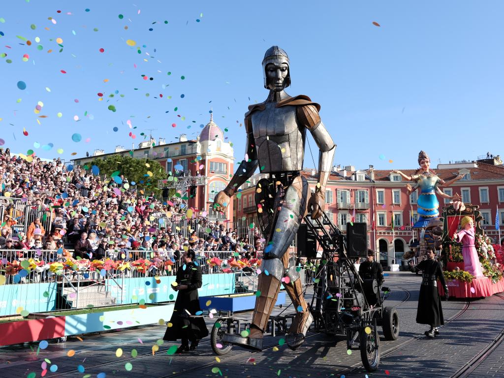 法國尼斯狂歡節(jié)：&ldquo;鮮花大戰(zhàn)&rdquo;