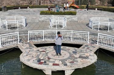 潛心研制二十載 只為木頭會&ldquo;唱歌&rdquo;