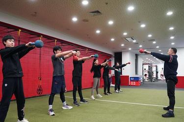 新華全媒+丨北京：多彩體育課程助力學(xué)生健康成長