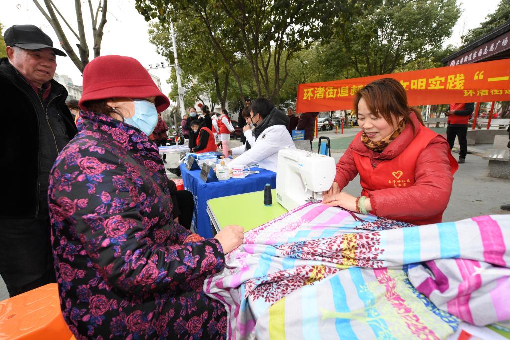 &ldquo;一元&rdquo;服務站：著眼細微辦實事