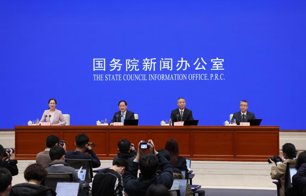 國新辦舉行&ldquo;權威部門話開局&rdquo;系列主題新聞發布會 介紹&ldquo;加快推進新型工業化 做強做優做大實體經濟&rdquo;