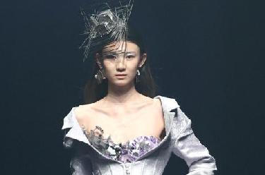 &ldquo;上久楷&middot;邊惠中&rdquo;時裝發布在京舉行