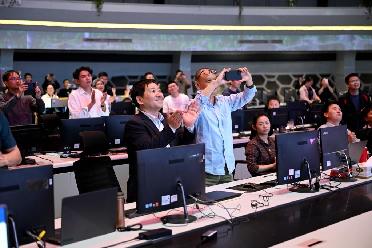 新華全媒+｜403秒！中國(guó)&ldquo;人造太陽(yáng)&rdquo;獲重大突破