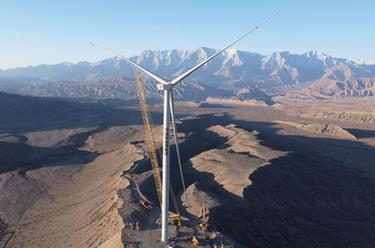 &ldquo;萬山之州&rdquo;架起第一臺風機