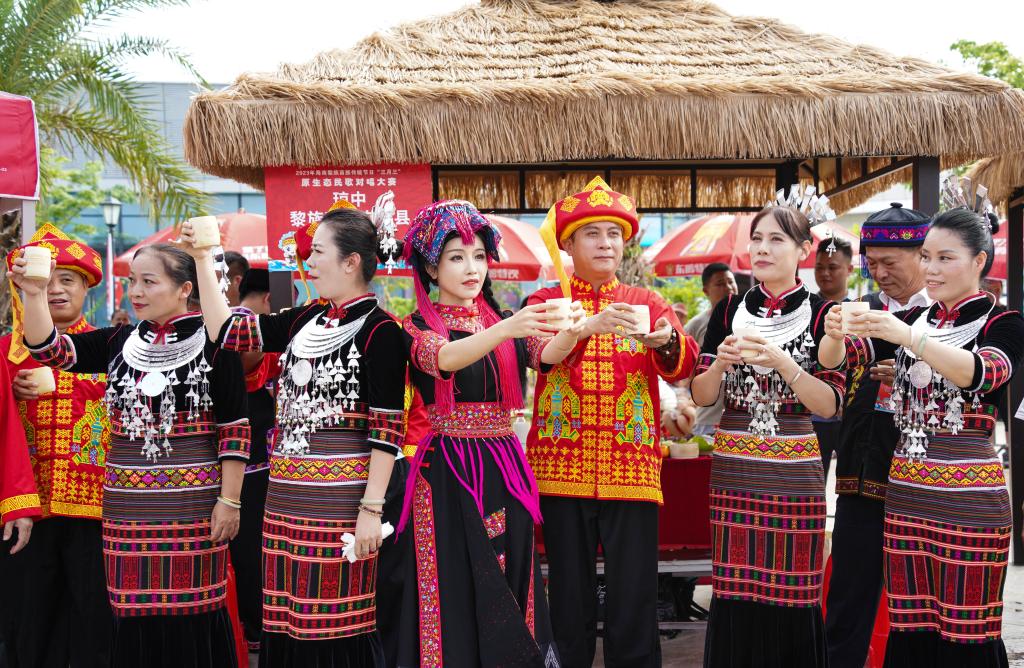 海南樂東：多彩&ldquo;三月三&rdquo;