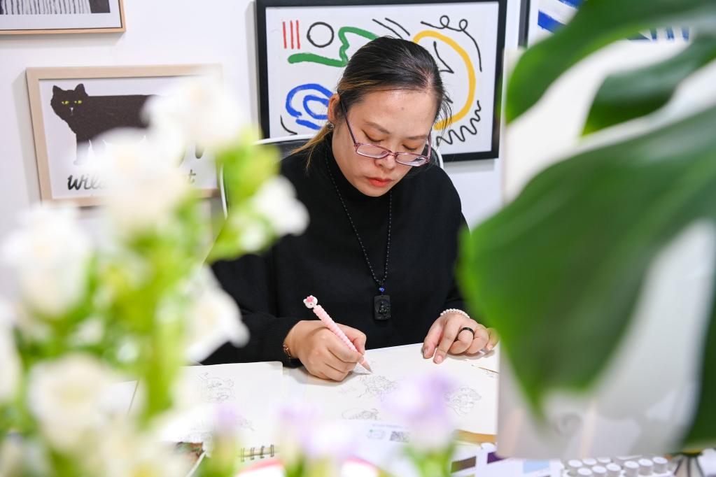 螢火&middot;青春丨非遺元素&ldquo;破圈&rdquo;新&ldquo;國潮&rdquo;&mdash;&mdash;一個青年創業團隊的探索與突破