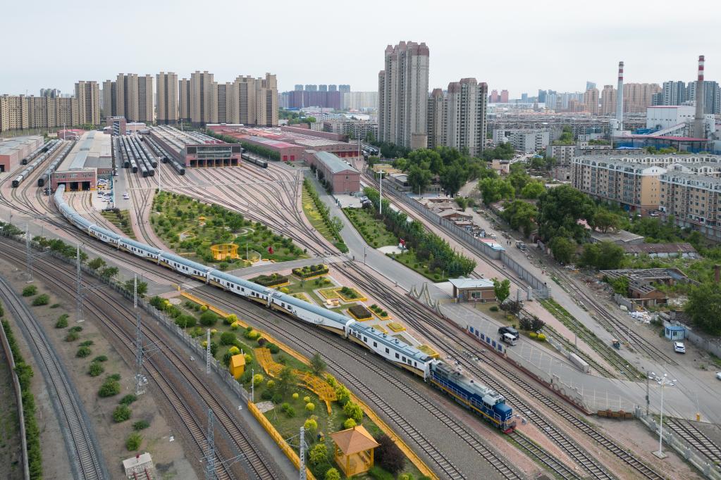 黑龍江開行&ldquo;林都號&rdquo;旅游列車