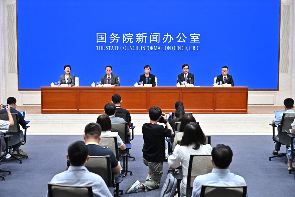 國新辦舉行&ldquo;權(quán)威部門話開局&rdquo;系列主題新聞發(fā)布會介紹&ldquo;強(qiáng)化藥品監(jiān)管 切實(shí)保障人民群眾用藥安全&rdquo;有關(guān)情況