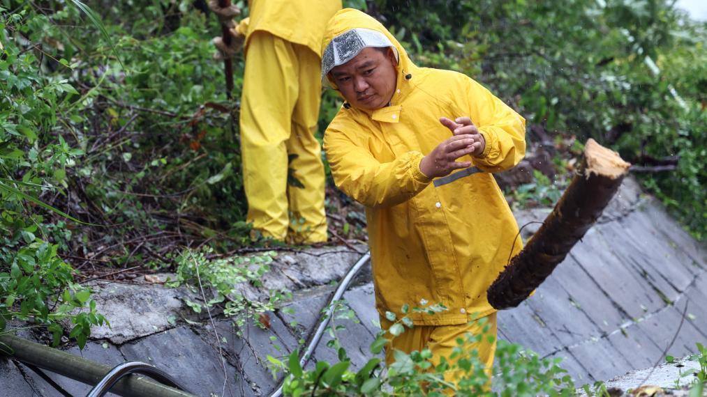 新華全媒+丨臺風&ldquo;泰利&rdquo;在廣西沿海再次登陸