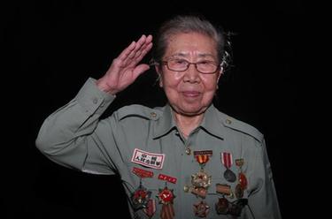 新華全媒+丨勝利的回響&mdash;&mdash;歲月榮光！抗美援朝戰(zhàn)爭(zhēng)老兵群像