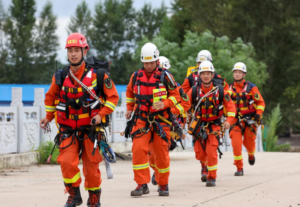 斷橋上的&ldquo;生命之索&rdquo;&mdash;&mdash;吉林舒蘭開原鎮新開村最后一名受困人員解救記