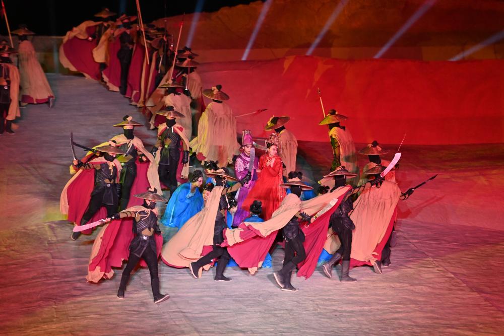 新華全媒+｜四劇&ldquo;同臺&rdquo;打造敦煌文化視覺盛宴&mdash;&mdash;《敦煌盛典》