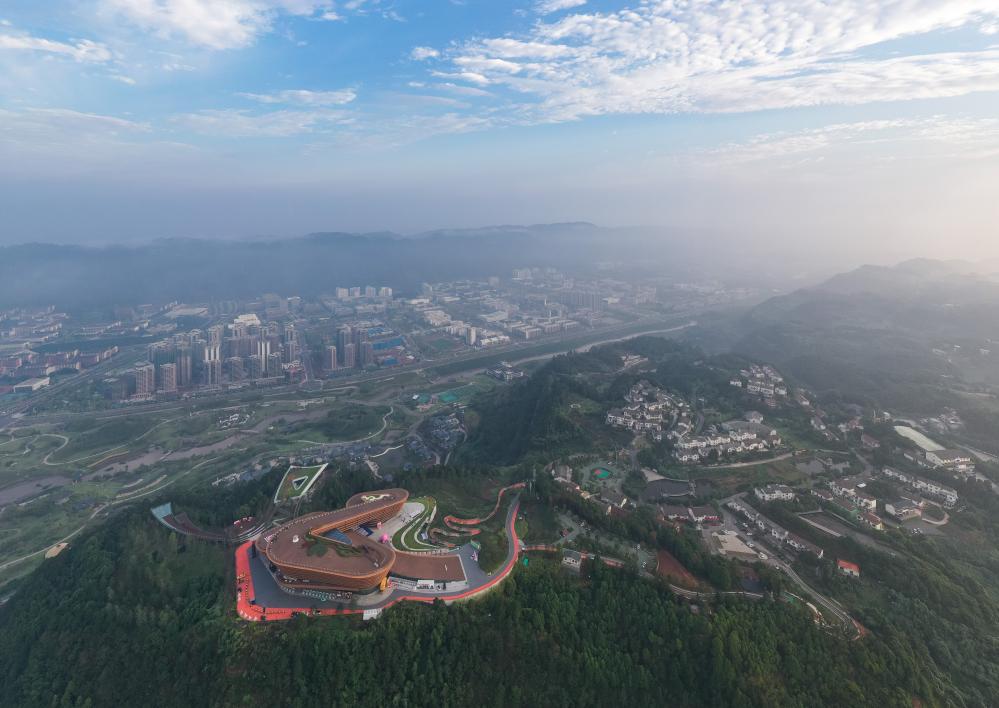 四川宜賓：&ldquo;三江之眼&rdquo;開園