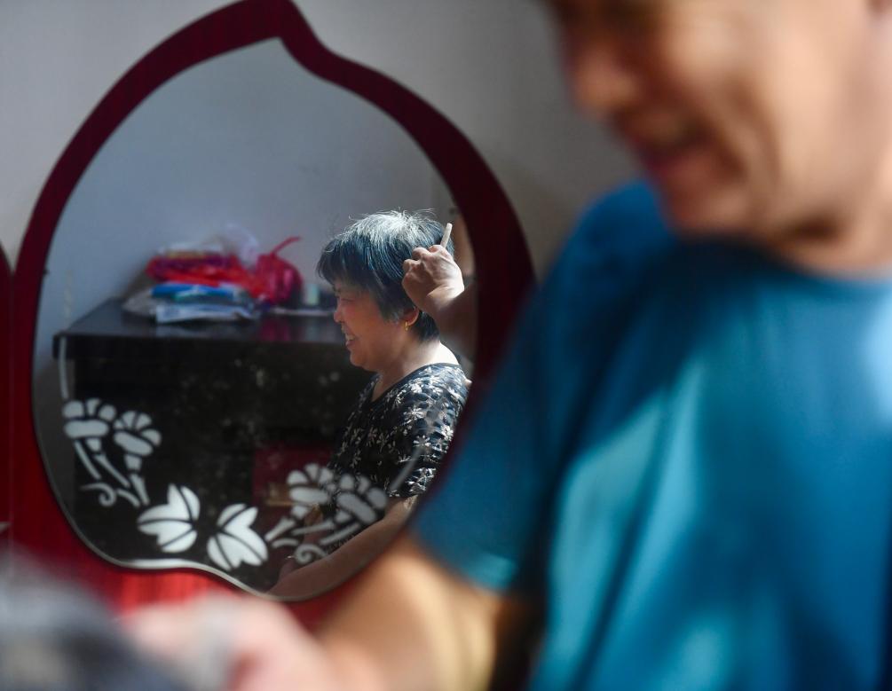 20年光陰，他的陪伴&ldquo;點亮&rdquo;她的黑色世界