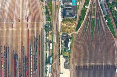 河南鄭州：&ldquo;黃金班列&rdquo;打造內(nèi)陸開放新高地