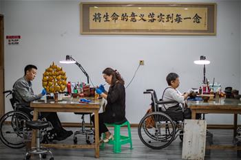 打造大漆藝術空間 &ldquo;巧&rdquo;手&ldquo;制&rdquo;出就業路