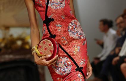 &ldquo;恭王府服飾秀&rdquo;亮相巴黎