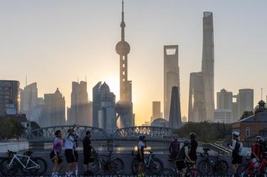 第六屆進博會丨漫步申城 赴約進博