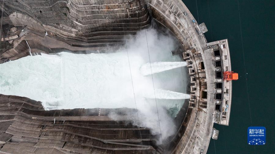 （圖文互動）（14）&ldquo;中國經濟發展前景一定會更加光明&rdquo;&mdash;&mdash;習近平總書記引領統籌推進高質量發展和高水平安全述評