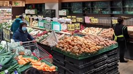 投放儲備肉菜、必需品不斷檔&hellip;&hellip;年關(guān)有溫度年味更濃情