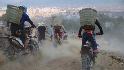 救火摩托車進入體育博物館 &ldquo;山城騎士&rdquo;的故事還在繼續