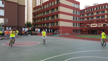 這所小學的&ldquo;獨輪車+&rdquo;課程，是孩子的健康快樂源泉