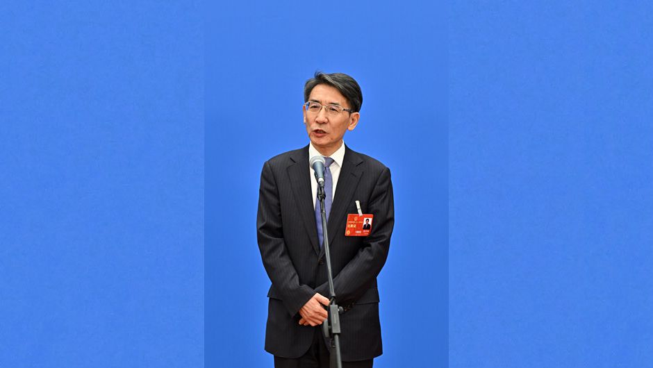 全國人大代表薛其坤接受媒體采訪&rdquo;