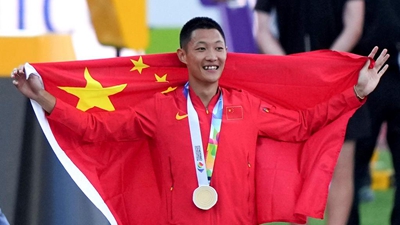 滿眼是&ldquo;光&rdquo;的少年 終于成了&ldquo;光&rdquo;