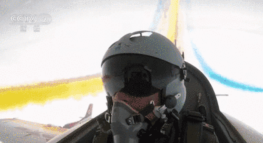 珠海航展即將開幕：第一視角感受&ldquo;紅鷹&rdquo;空中飛行