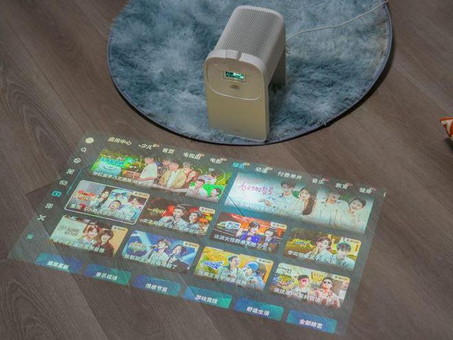 miere 5体验：投影也能化身为“触摸屏”！pg电子试玩网站免费三星绚幕激光投影仪Pre(图5)