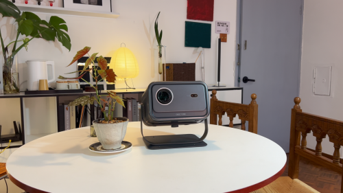 游戏投影首选大眼橙C3 Ultra高刷零拖影pg电子免费模拟器游戏党闭眼冲！双11千元(图3)