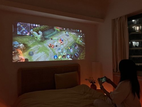 游戏投影首选大眼橙C3 Ultra高刷零拖影pg电子免费模拟器游戏党闭眼冲！双11千元(图5)